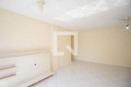 Sala de apartamento para alugar com 2 quartos, 80m² em Mutondo, São Gonçalo