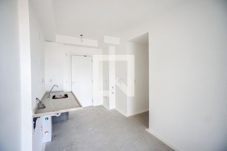 Sala e cozinha de apartamento à venda com 2 quartos, 48m² em Tatuapé, São Paulo