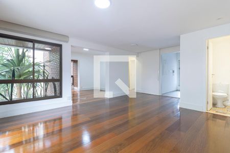 Sala de apartamento para alugar com 2 quartos, 103m² em Indianópolis, São Paulo
