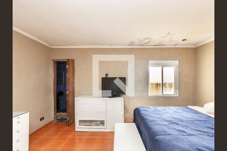 Quarto 1 de casa para alugar com 3 quartos, 301m² em Vila Fanton, São Paulo