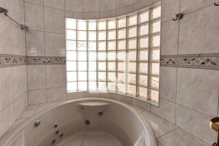 Banheiro Suíte de casa à venda com 3 quartos, 214m² em Jardim Anton Von Zuben, Campinas