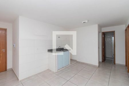 Cozinha de apartamento para alugar com 2 quartos, 40m² em Vila Maria Alta, São Paulo