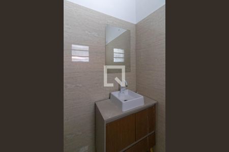 Banheiro de casa de condomínio para alugar com 1 quarto, 40m² em Cabuçu, Guarulhos