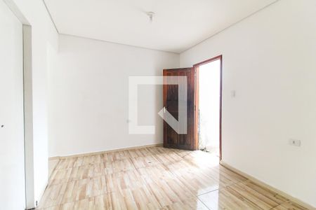 Sala de casa para alugar com 1 quarto, 31m² em Vila Carmosina, São Paulo