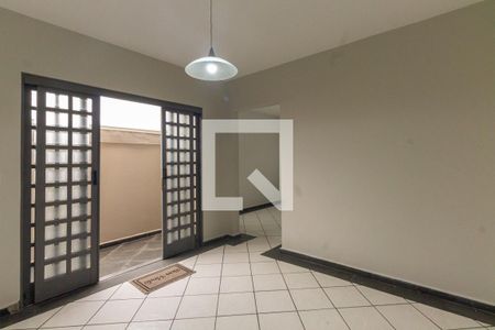 Sala de casa à venda com 4 quartos, 270m² em Vila Esperança, São Paulo