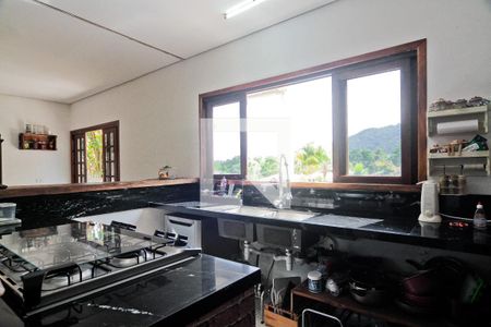 Cozinha de casa de condomínio à venda com 4 quartos, 300m² em Jardim Peri, São Paulo