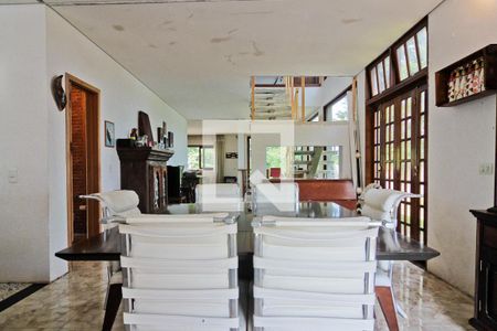 Sala de casa de condomínio à venda com 4 quartos, 300m² em Jardim Peri, São Paulo