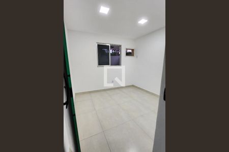Quarto 2 de casa para alugar com 2 quartos, 50m² em Jardim Primavera, Duque de Caxias