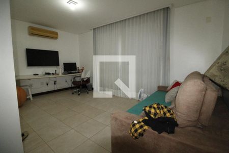 Quarto 1 de casa para alugar com 5 quartos, 449m² em Pituba, Salvador