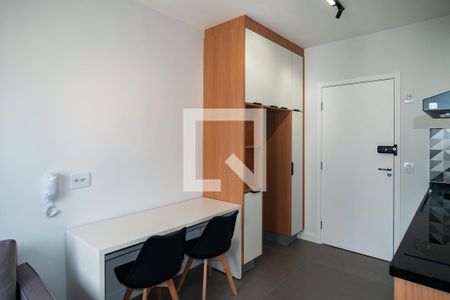 Sala / Cozinha de apartamento para alugar com 1 quarto, 30m² em Consolação, São Paulo