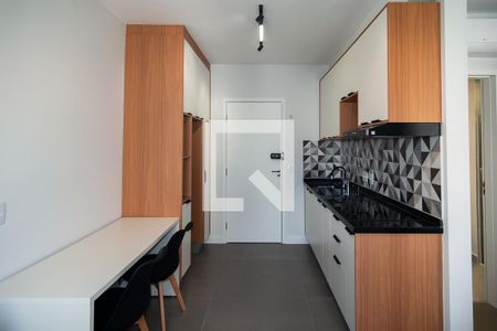 Sala / Cozinha de apartamento para alugar com 1 quarto, 30m² em Consolação, São Paulo