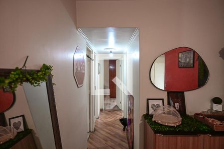 Corredor de apartamento à venda com 4 quartos, 96m² em Vila Sonia, São Paulo