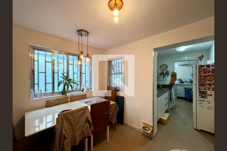 Sala  de casa à venda com 2 quartos, 107m² em Campo Belo, São Paulo