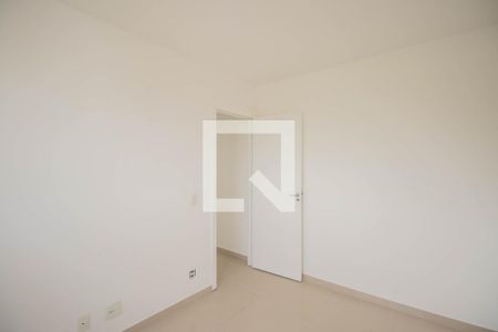 Quarto 2 de apartamento para alugar com 2 quartos, 49m² em Covanca, São Gonçalo