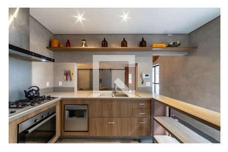 Casa para alugar com 4 quartos, 220m² em Pompeia, São Paulo