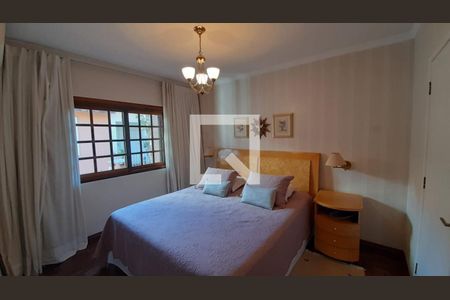 Quarto de casa de condomínio à venda com 3 quartos, 210m² em Santo Amaro, São Paulo