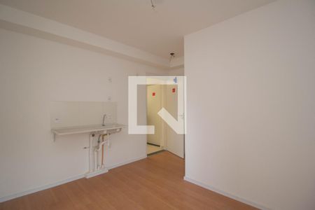 Sala/Cozinha de apartamento para alugar com 2 quartos, 34m² em Chácara Inglesa, São Paulo