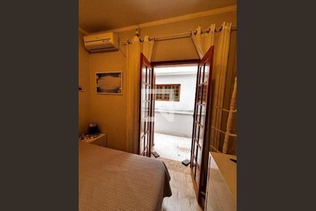 Casa à venda com 3 quartos, 182m² em Vila Deodoro, São Paulo