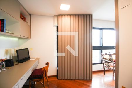 Quarto  de apartamento à venda com 4 quartos, 274m² em Vila Clementino, São Paulo