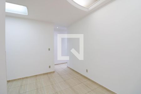 Sala de apartamento para alugar com 2 quartos, 75m² em Vila das Belezas, São Paulo