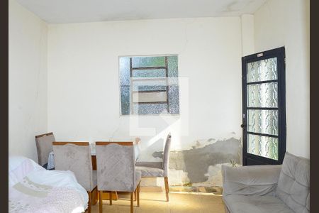 Sala de casa para alugar com 2 quartos, 67m² em Paulo Vi, Belo Horizonte
