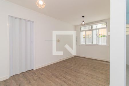 Sala/Quarto de apartamento para alugar com 1 quarto, 29m² em Menino Deus, Porto Alegre