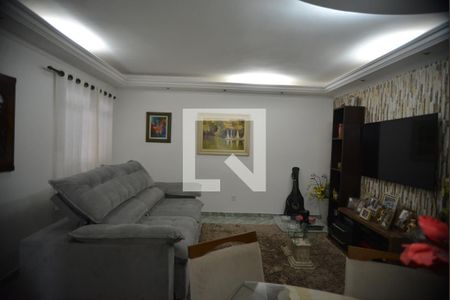 Sala de casa para alugar com 3 quartos, 195m² em Parque Erasmo Assunção, Santo André
