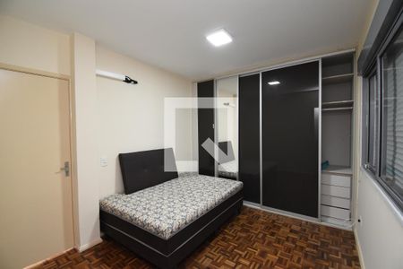 Suíte de apartamento para alugar com 3 quartos, 120m² em Alto da Glória, Curitiba