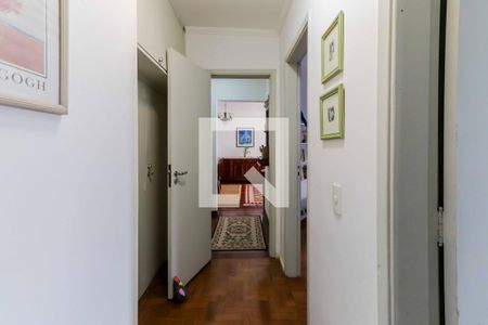 Corredor de apartamento à venda com 3 quartos, 120m² em Vila Pirajussara, São Paulo