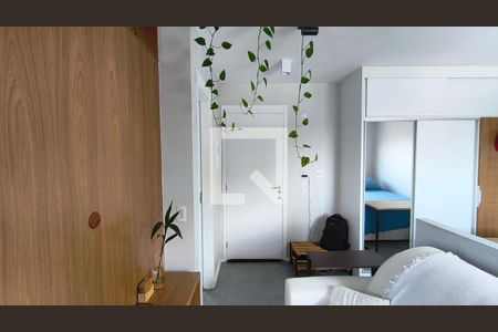 Sala/ Quarto de kitnet/studio para alugar com 1 quarto, 24m² em Sé, São Paulo