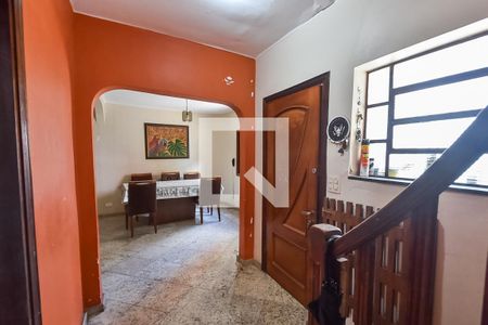 Hall de entrada de casa para alugar com 3 quartos, 250m² em Vila Mariana, São Paulo