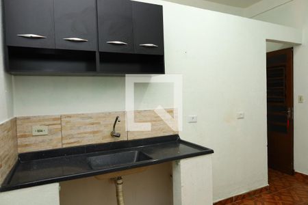 Cozinha de casa para alugar com 1 quarto, 30m² em Parque Savoy City, São Paulo