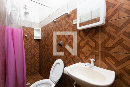 Banheiro  de casa para alugar com 1 quarto, 30m² em Parque Savoy City, São Paulo