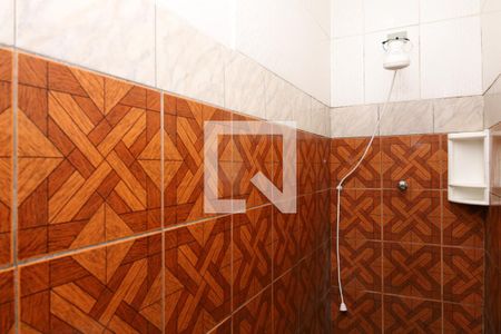 Banheiro de casa para alugar com 1 quarto, 30m² em Parque Savoy City, São Paulo