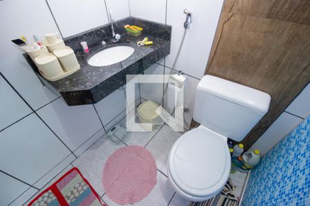 Banheiro da Suíte de casa à venda com 3 quartos, 150m² em Colonial, Contagem