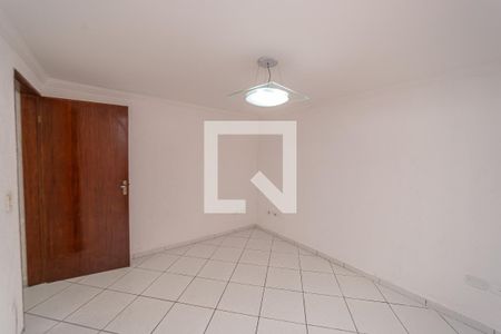 Quarto 2 de casa para alugar com 2 quartos, 80m² em Vila Talarico, São Paulo
