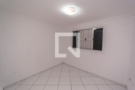 Quarto 1 de casa para alugar com 2 quartos, 80m² em Vila Talarico, São Paulo