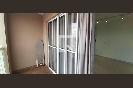 Apartamento para alugar com 2 quartos, 52m² em Jardim Roberto, Osasco