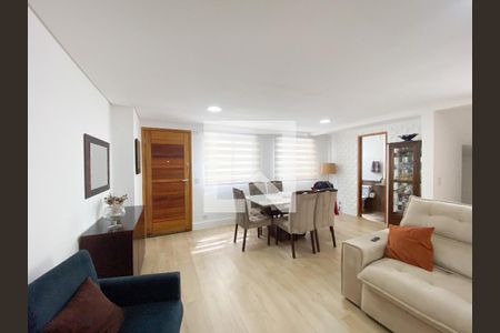 Sala de casa de condomínio à venda com 3 quartos, 204m² em Vila Regente Feijó, São Paulo