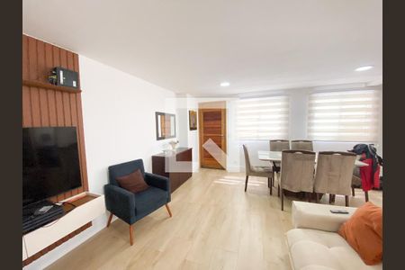 Sala de casa de condomínio à venda com 3 quartos, 204m² em Vila Regente Feijó, São Paulo