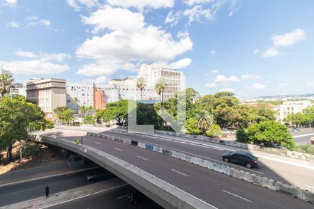 Vista da Sala/Quarto de apartamento para alugar com 1 quarto, 18m² em Centro Histórico, Porto Alegre