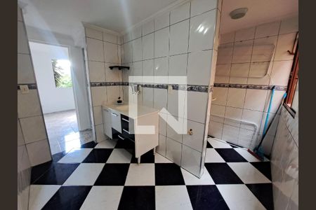 Cozinha de apartamento à venda com 2 quartos, 50m² em Santa Maria, Osasco