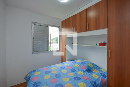 Quarto 2 de apartamento para alugar com 2 quartos, 47m² em Vila Arriete, São Paulo