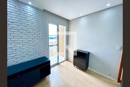 Sala de apartamento para alugar com 2 quartos, 42m² em Vila Nova Bonsucesso, Guarulhos