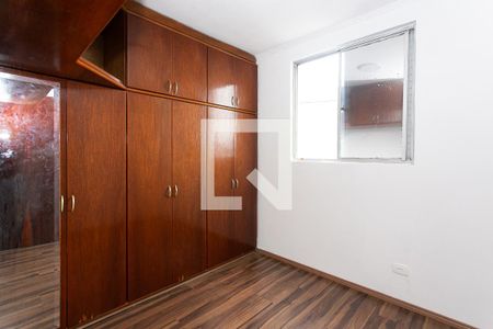Quarto 1 de apartamento para alugar com 2 quartos, 48m² em Vila Carrão, São Paulo
