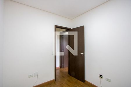 Quarto 2 de apartamento para alugar com 2 quartos, 58m² em Vila Eldizia, Santo André