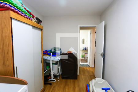 quarto 1 de apartamento para alugar com 2 quartos, 57m² em Parque Assuncao, Taboão da Serra