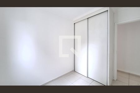 Quarto 1 de apartamento para alugar com 2 quartos, 55m² em Vila Anastácio, São Paulo