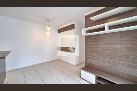 Sala  de apartamento para alugar com 2 quartos, 55m² em Vila Anastácio, São Paulo