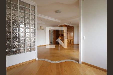 Sala de apartamento à venda com 3 quartos, 146m² em Vila Suzana, São Paulo